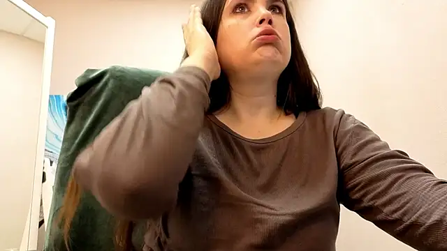 BattyMoll online show from 10/29/25, 03:44