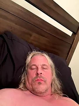 zeus337 online show from 12/18/25, 02:49