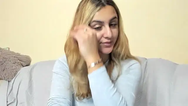 NicolePlay online show from 02/13/26, 08:53