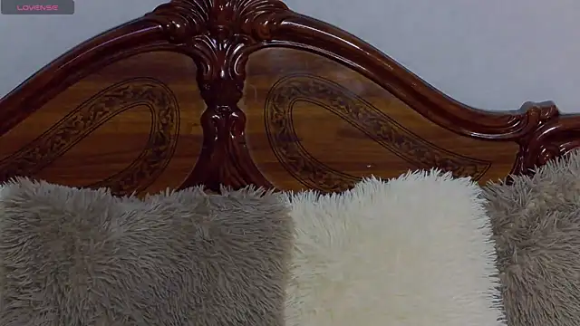 NicolePlay online show from 02/23/26, 06:25