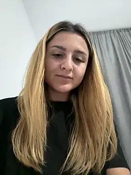 NicolePlay online show from 04/17/26, 08:00