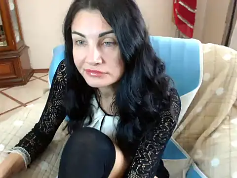 Snapshot of Karina8571 chatting on 11/23/25, 09:41 Karina8571 online show from 11/23/25, 09:41