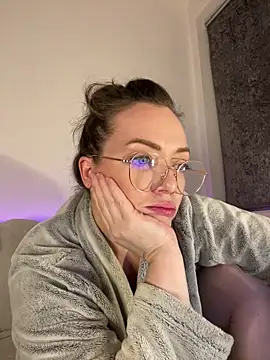 FemDom RubyKnightXXO online show from 12/15/25, 09:31