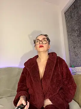 FemDom RubyKnightXXO online show from 10/15/25, 07:44