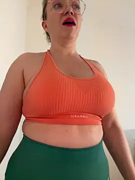 FemDom RubyKnightXXO online show from 04/08/26, 03:57