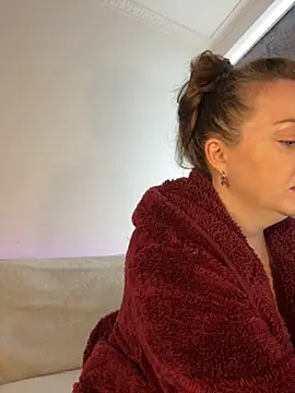 FemDom RubyKnightXXO online show from 09/17/25, 01:57