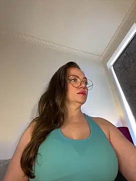 FemDom RubyKnightXXO online show from 04/27/26, 01:53