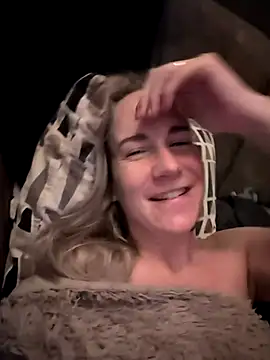 NaomiAndFriends online show from 12/02/25, 05:31