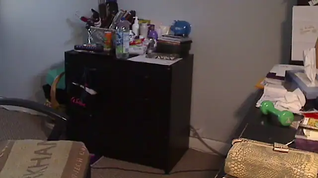 Snapshot of XTRAHORNYONE chatting on 03/22/25, 03:20 XTRAHORNYONE online show from 03/22/25, 03:20