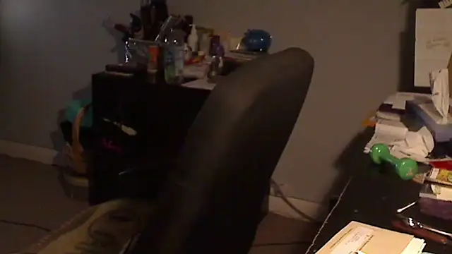 Snapshot of XTRAHORNYONE chatting on 03/23/25, 12:26 XTRAHORNYONE online show from 03/23/25, 12:26