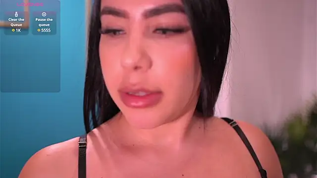 Snapshot of clarissegarcia chatting on 03/08/25, 12:55 clarissegarcia online show from 03/08/25, 12:55