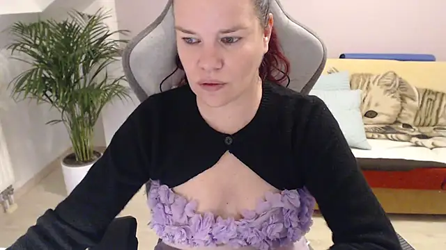 Jenny-Sun online show from 12/16/25, 05:28