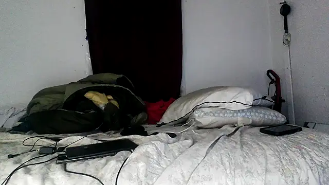 RinsingWood84 online show from 12/19/24, 07:51