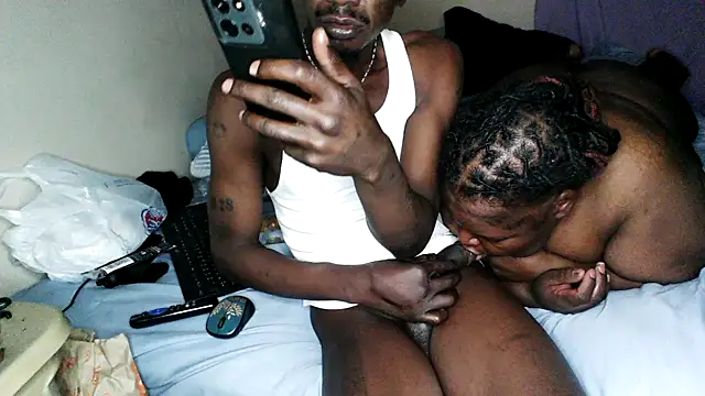 RinsingWood84 online show from 02/15/26, 07:09