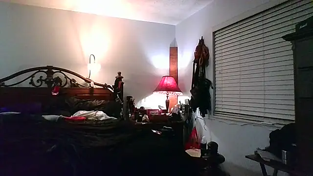 Snapshot of JadeDaMilf chatting on 09/27/25, 02:39 JadeDaMilf online show from 09/27/25, 02:39