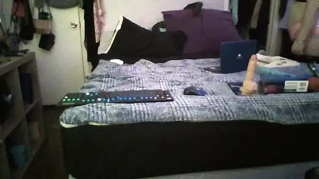 Snapshot of JadeDaMilf chatting on 02/01/26, 12:58 JadeDaMilf online show from 02/01/26, 12:58