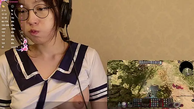 aliiiiiina online show from 04/15/26, 07:58