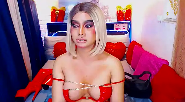 Snapshot of TsGoddessNhicolle chatting on 01/30/25, 05:52 TsGoddessNhicolle online show from 01/30/25, 05:52