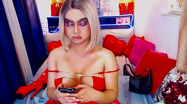 Snapshot of TsGoddessNhicolle chatting on 01/26/25, 01:36 TsGoddessNhicolle online show from 01/26/25, 01:36