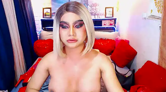 Snapshot of TsGoddessNhicolle chatting on 02/10/25, 01:01 TsGoddessNhicolle online show from 02/10/25, 01:01