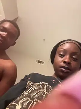 Snapshot of DancingLemonade chatting on 09/29/25, 12:28 DancingLemonade online show from 09/29/25, 12:28