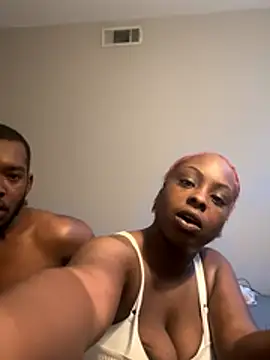 Snapshot of DancingLemonade chatting on 11/16/25, 12:32 DancingLemonade online show from 11/16/25, 12:32