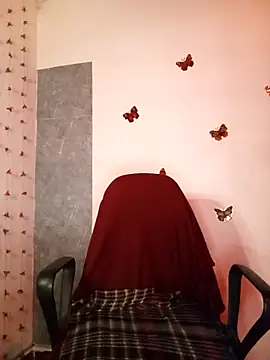 sharom smith1 online show from 10/23/25, 06:45