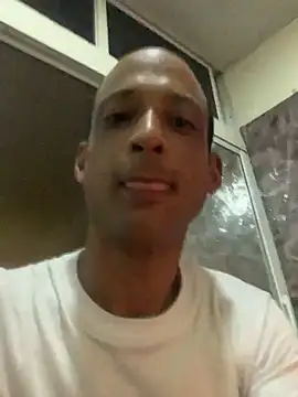 Snapshot of domigoodguy chatting on 03/10/25, 12:50 domigoodguy online show from 03/10/25, 12:50