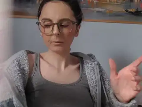 cleophee online show from 03/22/25, 10:28