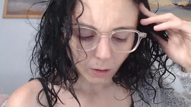 cleophee online show from 05/17/26, 06:46