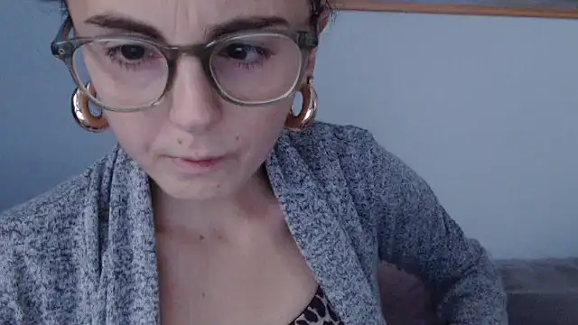 cleophee online show from 11/26/25, 08:14