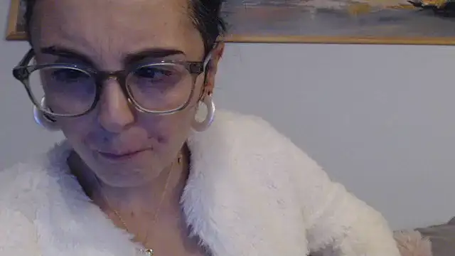 cleophee online show from 11/24/25, 06:57