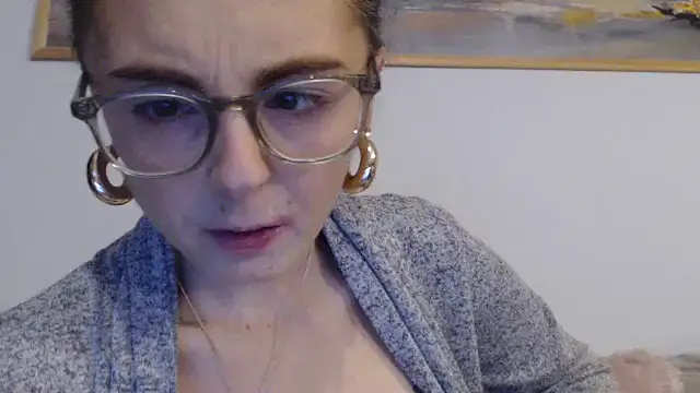 cleophee online show from 12/17/25, 07:02