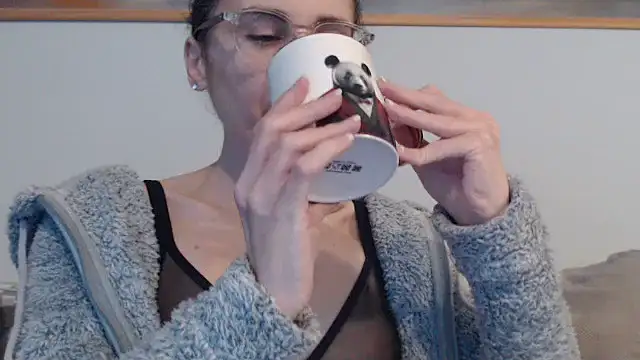 cleophee online show from 04/03/26, 05:47