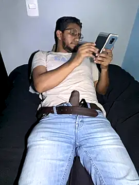 Snapshot of Darkdickhard chatting on 10/09/25, 03:18 Darkdickhard online show from 10/09/25, 03:18