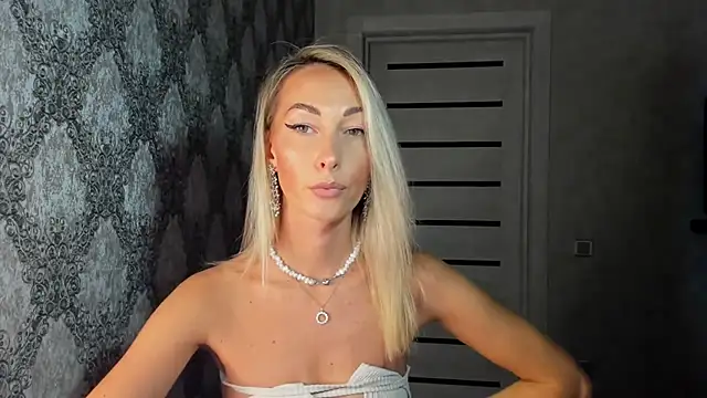 StarryHanna online show from 12/04/25, 08:19