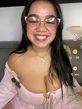 Snapshot of -Camila chatting on 07/19/26, 04:10 -Camila online show from 07/19/26, 04:10