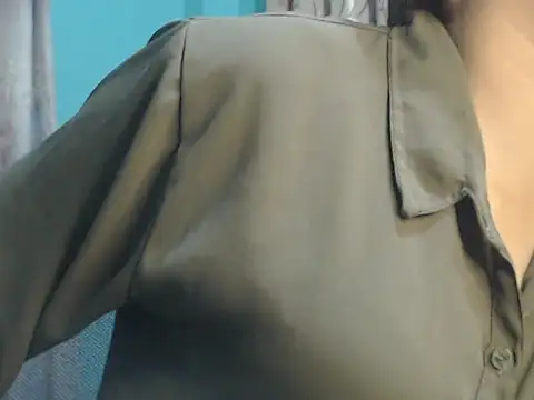 NancyRuvi online show from 11/03/25, 03:37