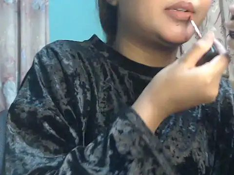 NancyRuvi online show from 12/16/25, 04:00