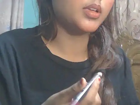 NancyRuvi online show from 04/05/26, 04:57