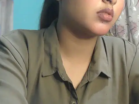 NancyRuvi online show from 10/16/25, 04:37