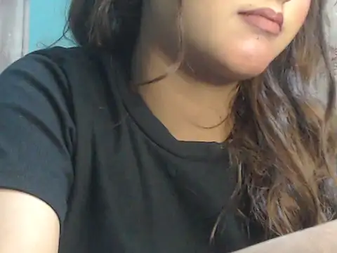 NancyRuvi online show from 11/30/25, 04:41