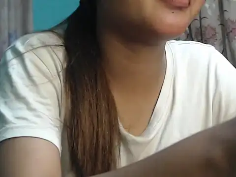 NancyRuvi online show from 10/20/25, 04:18