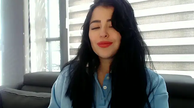 Aleska  Bell online show from 02/04/25, 04:29