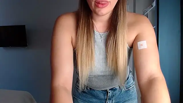 starrydoll online show from 09/14/25, 11:21