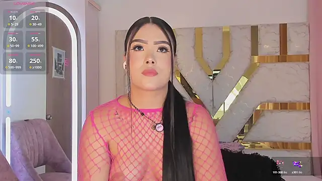sophy champagne online show from 05/23/26, 01:04