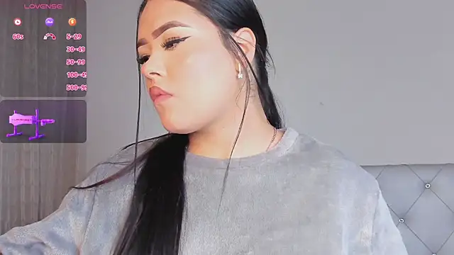 Snapshot of sophy_champagne chatting on 03/07/25, 02:12 sophy champagne online show from 03/07/25, 02:12