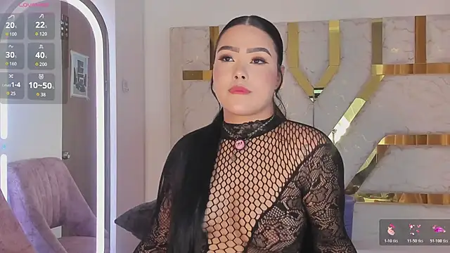 sophy champagne online show from 04/30/26, 12:17