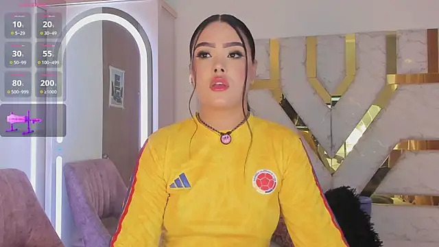 sophy champagne online show from 04/14/26, 12:59