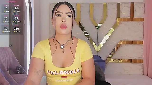 Snapshot of sophy_champagne chatting on 06/03/26, 12:33 sophy champagne online show from 06/03/26, 12:33